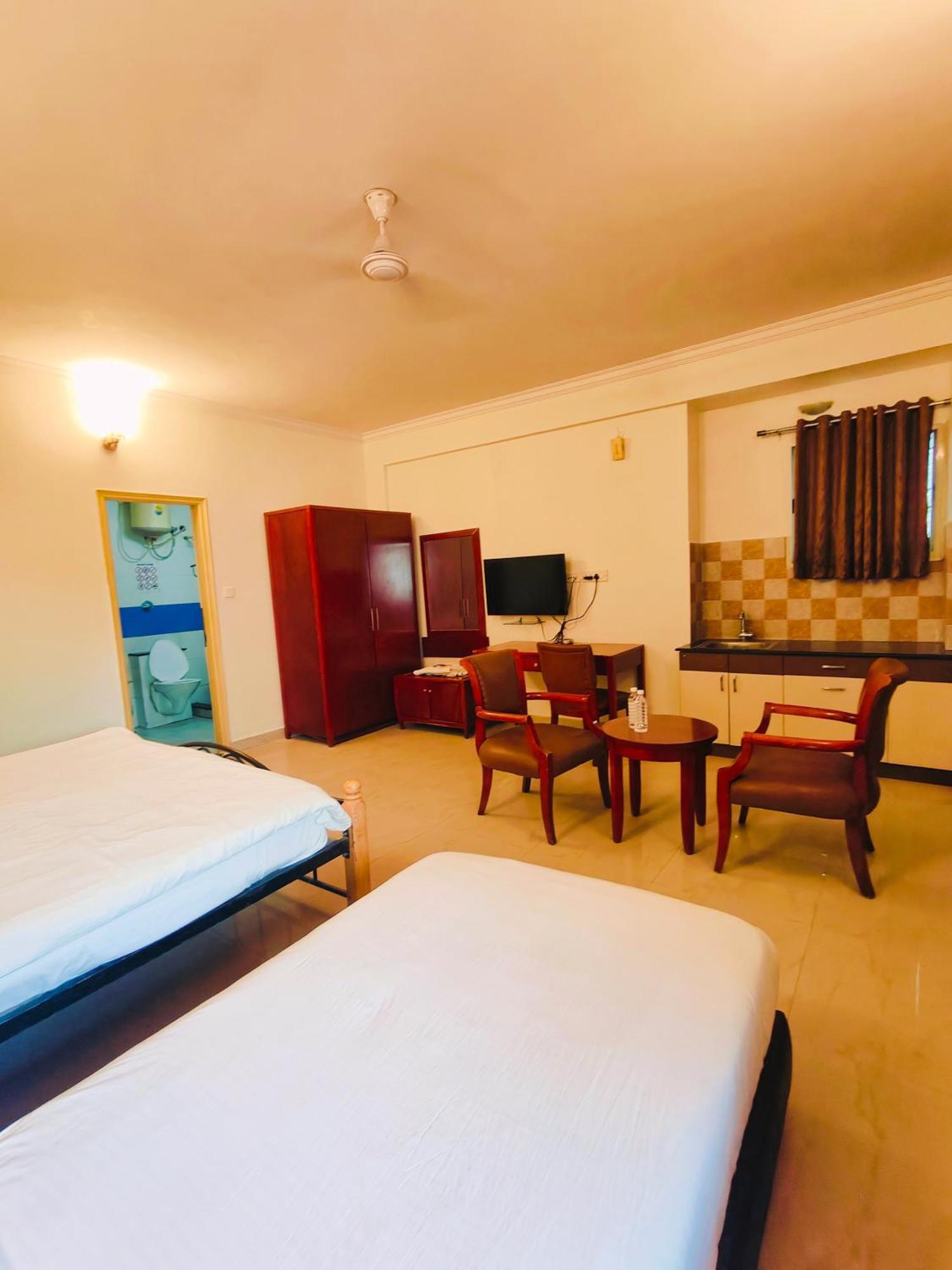 Kings Suites Palace Grounds Bangalore Exterior photo